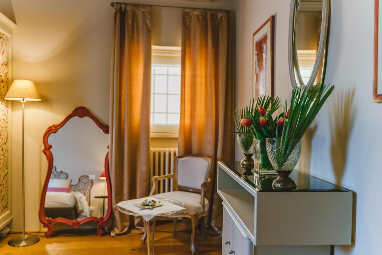 Bed and Breakfast Duchess Boutique De Charme Флоренція Екстер'єр фото